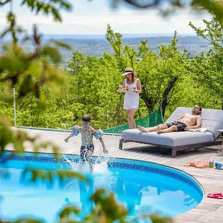 Les Hauts De Jeanvert - 80m2 - Piscine - Casa vacanze